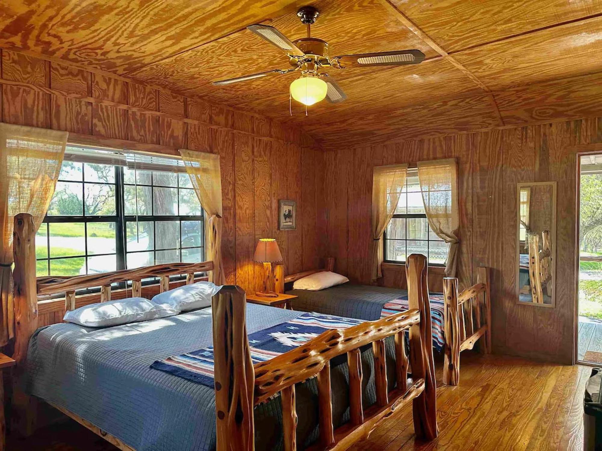 Crc Ranch Retreat Hotel Bandera Quarto foto